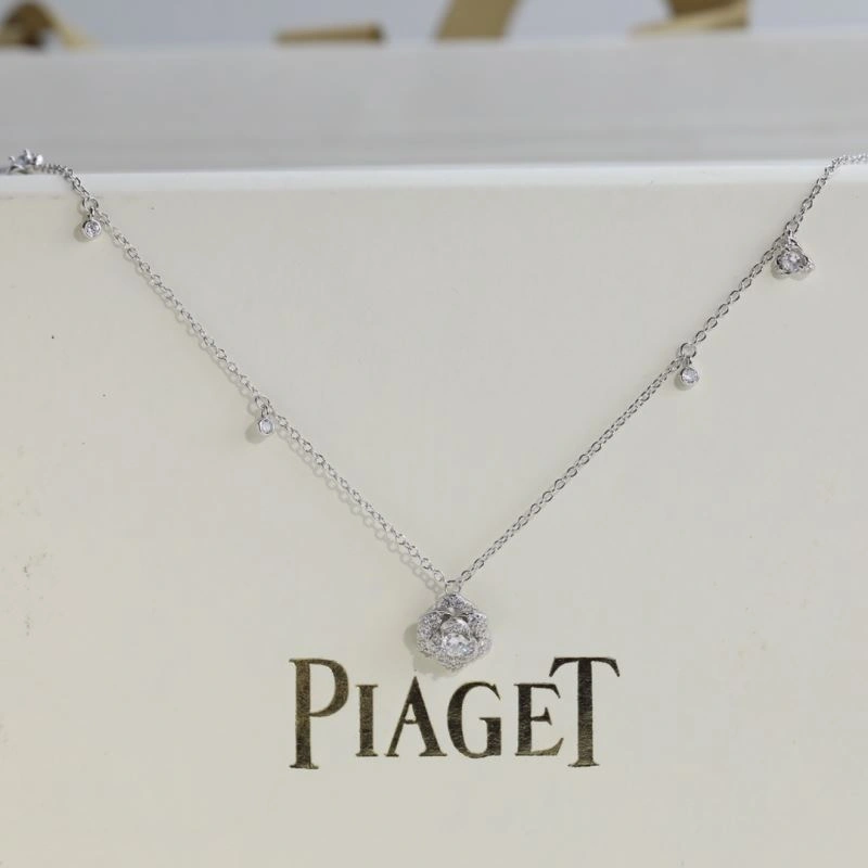 Piaget Necklaces SmoothTexture 214148