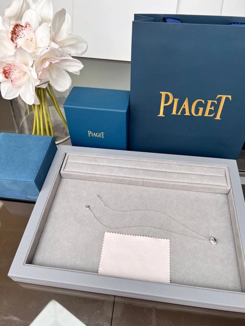 Unique Piaget Necklaces 211781