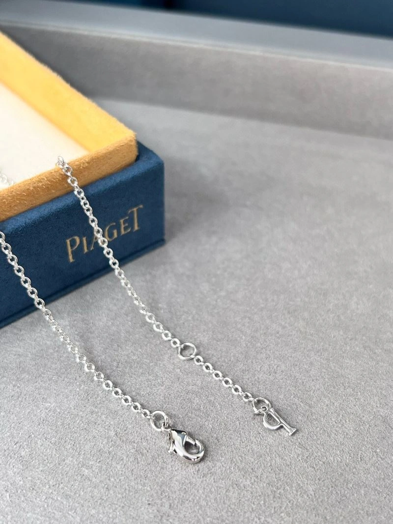 Unique Piaget Necklaces 211781