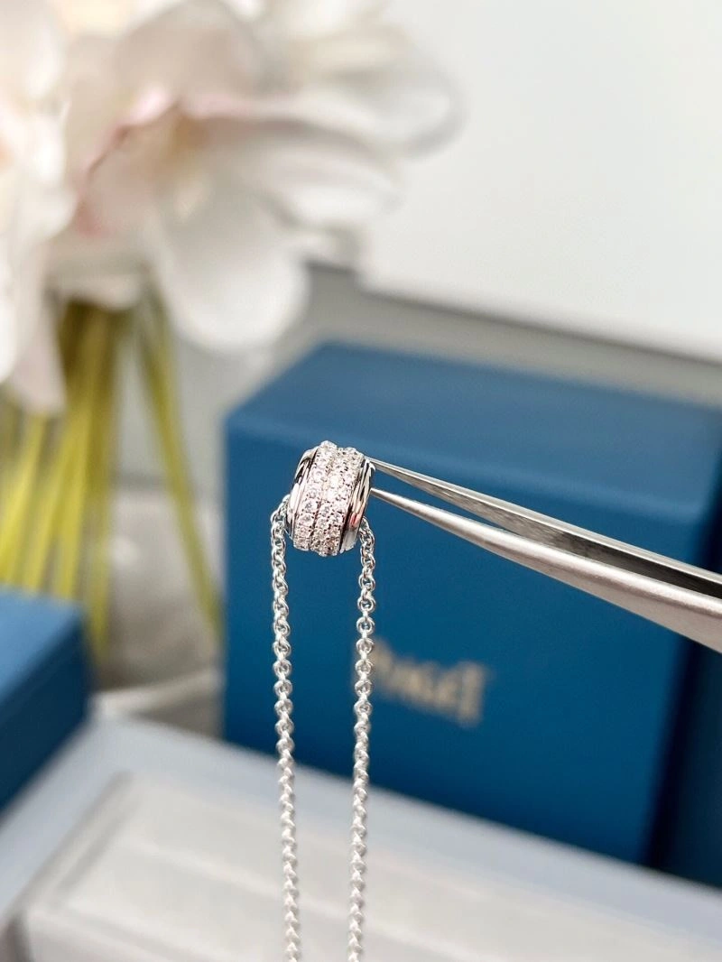 Unique Piaget Necklaces 211781