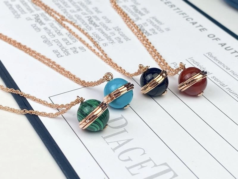 Piaget Necklaces Breathable 211782