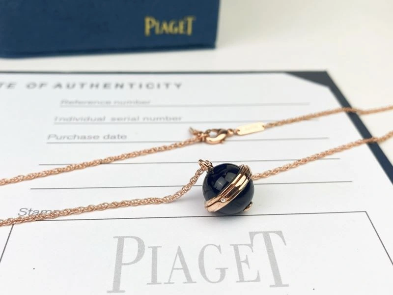 Piaget Necklaces Breathable 211782