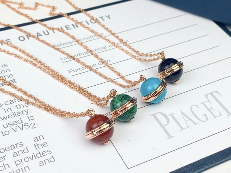 Piaget Necklaces Breathable 211782
