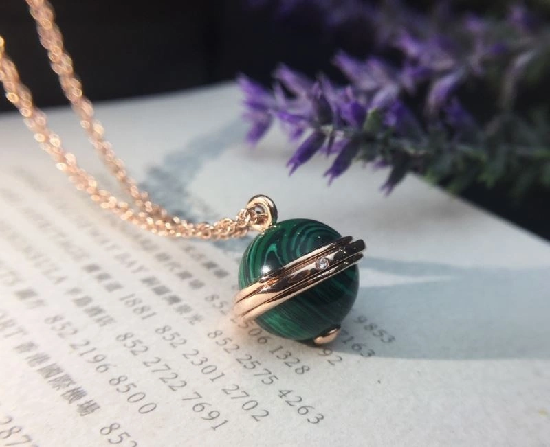 Piaget Necklaces Practical 211115