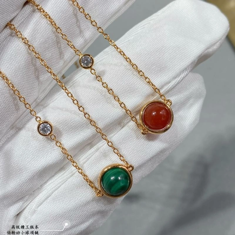 Fashionable Piaget Necklaces 211118