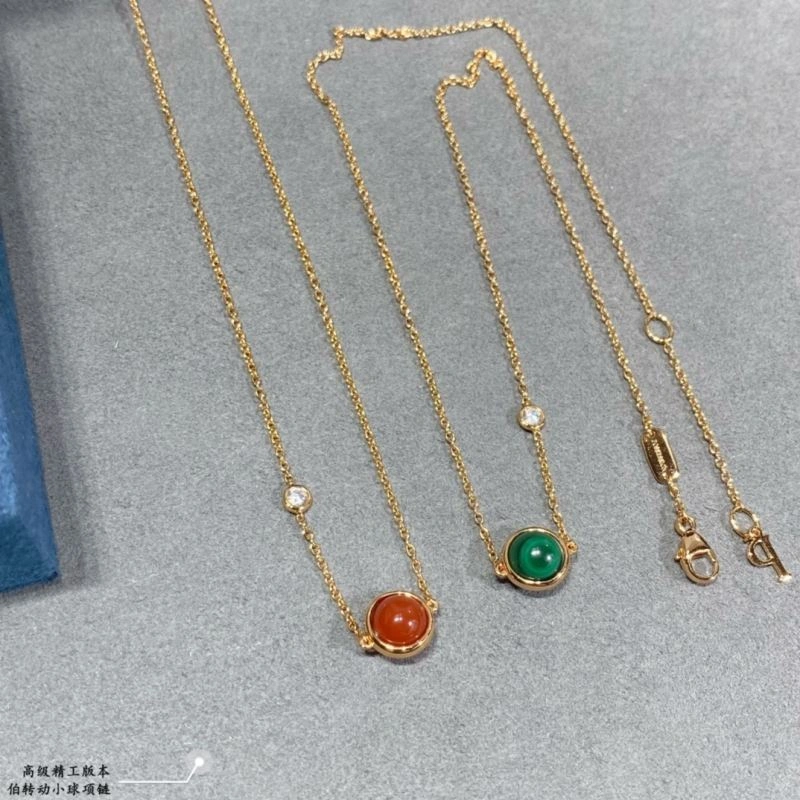 Fashionable Piaget Necklaces 211118