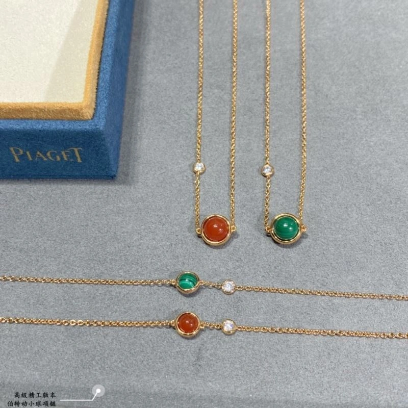 Fashionable Piaget Necklaces 211118