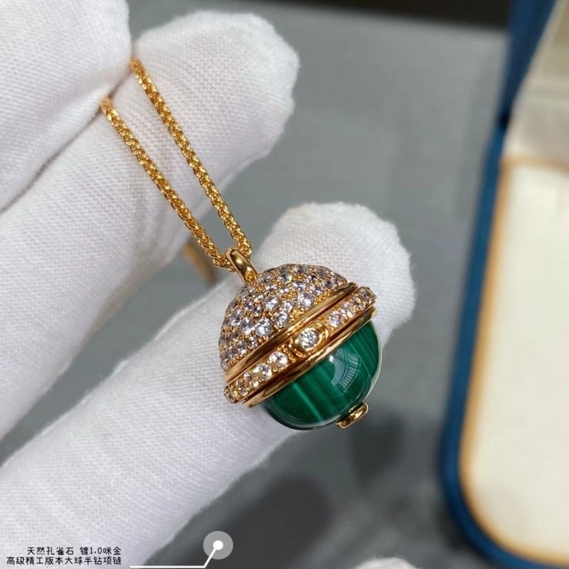 Piaget Necklaces SunProtective 209150