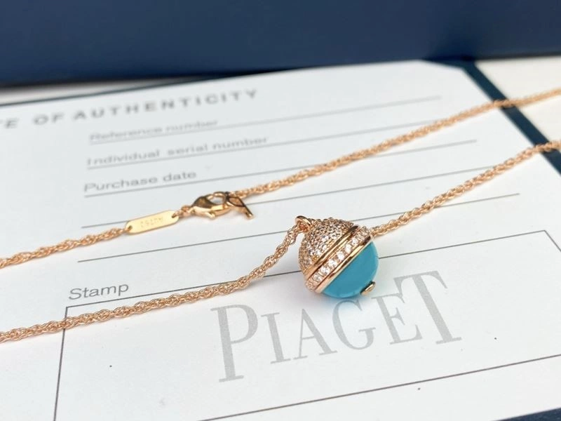 Piaget Necklaces Cozy 209152