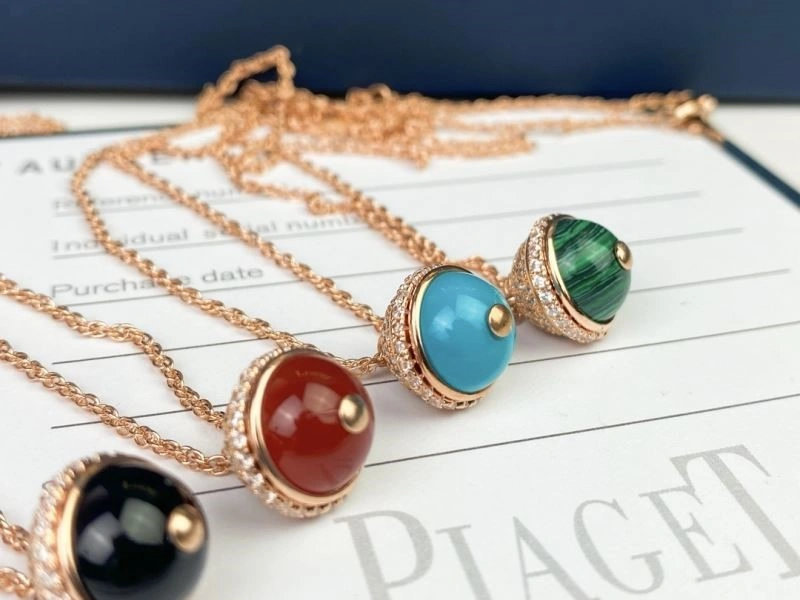 Piaget Necklaces Cozy 209152