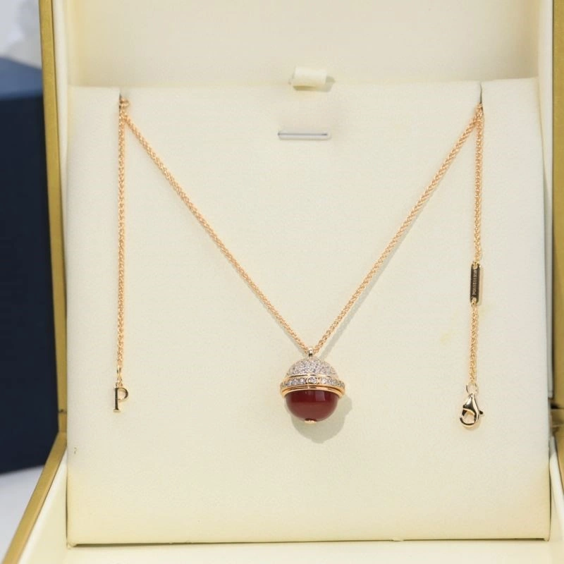 Piaget Necklaces Practical 208517