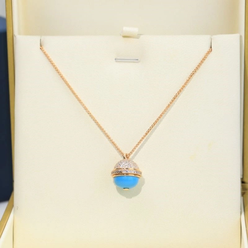 Piaget Necklaces Practical 208517