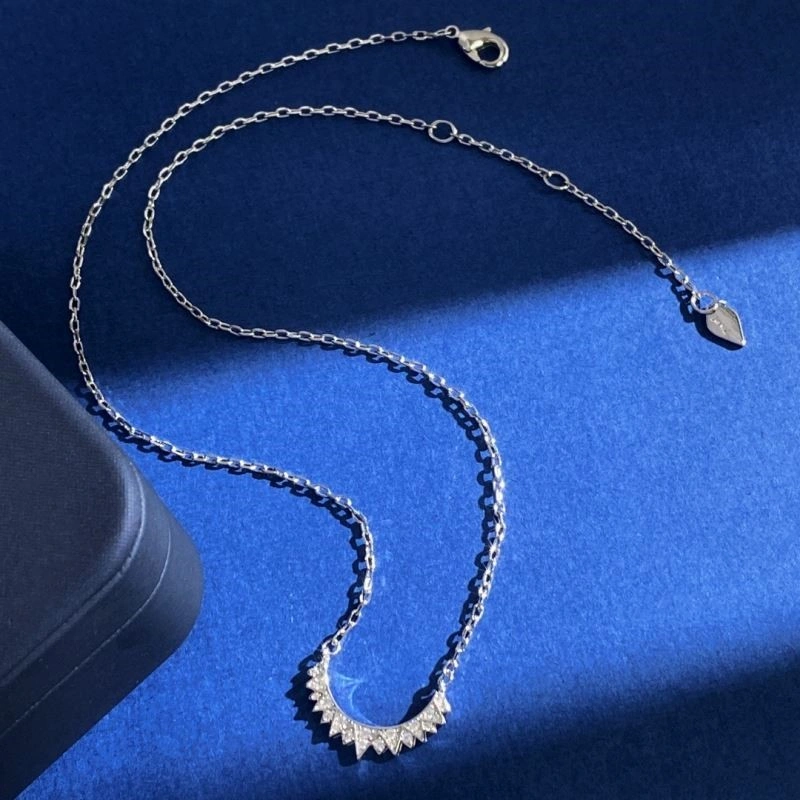 Stylish Piaget Necklaces 208491
