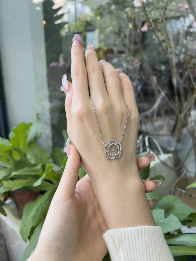 Piaget Necklaces RelaxedFit 207803