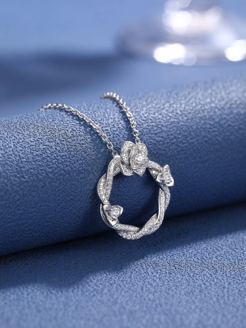 Piaget Necklaces SunProtective 207793