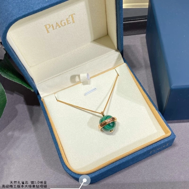 Piaget Necklaces Breathable 207795