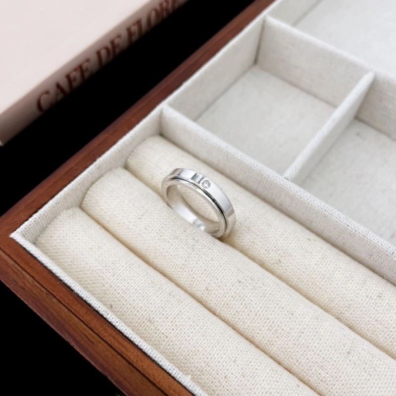 Flexible Piaget Rings 213843