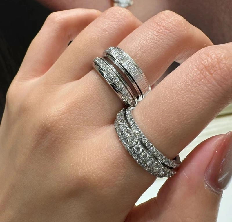 Sporty Piaget Rings 213841