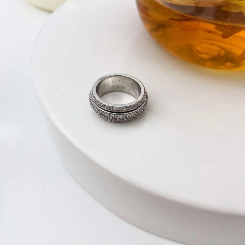 Lightweight Piaget Rings 213396