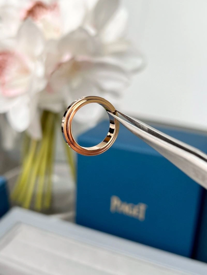 Piaget Rings Effortless 211748