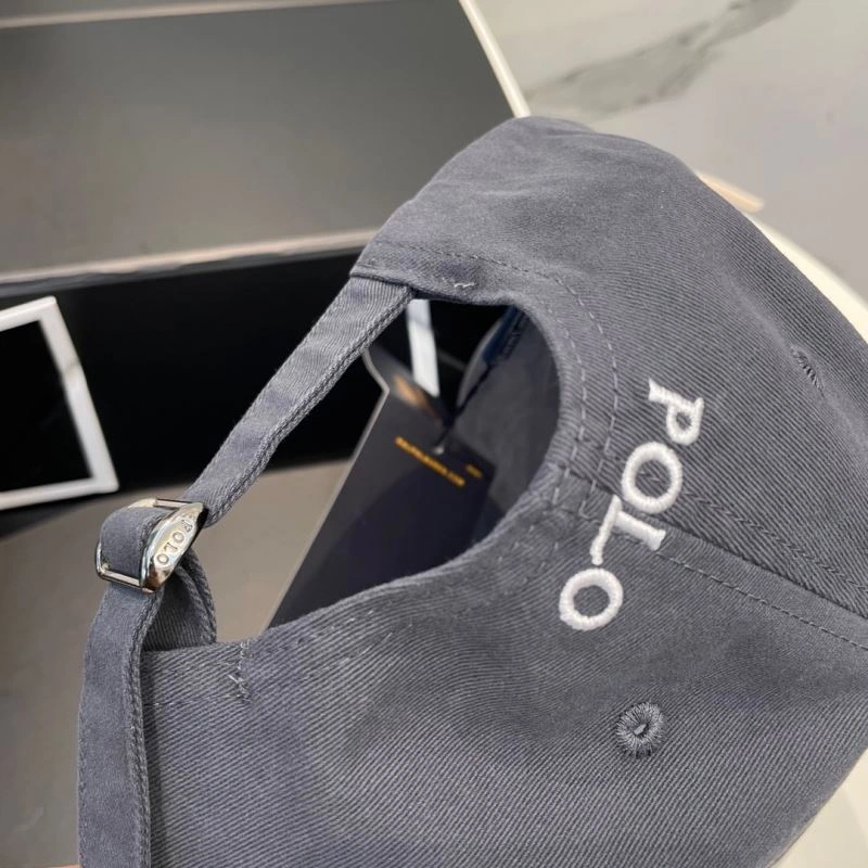 ModernLook Polo Caps 257306
