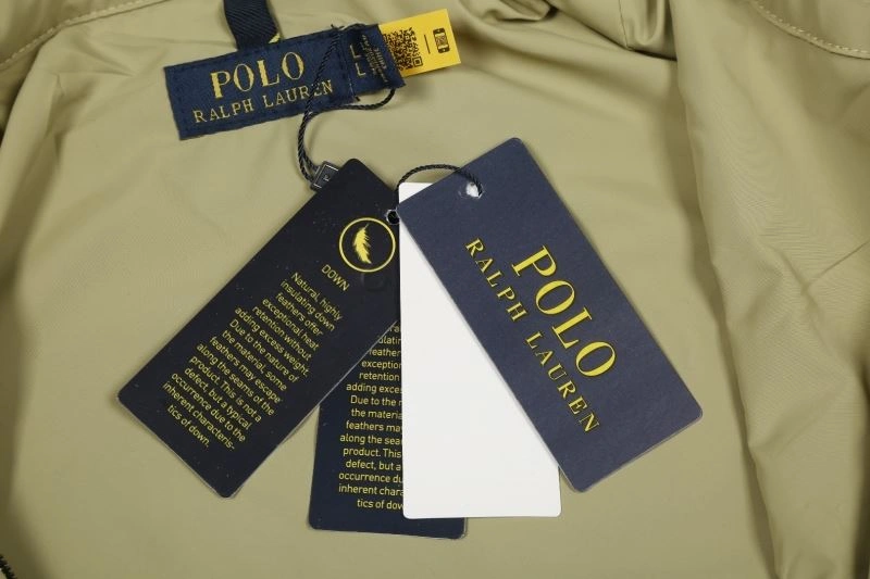 Resilient Polo Outwear 159019