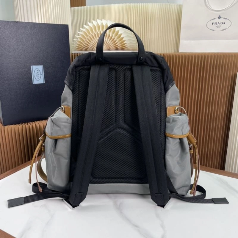 Prada Backpacks ZipUp 75214