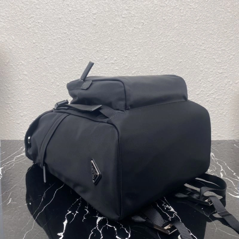 NewStyle Prada Backpacks 66571