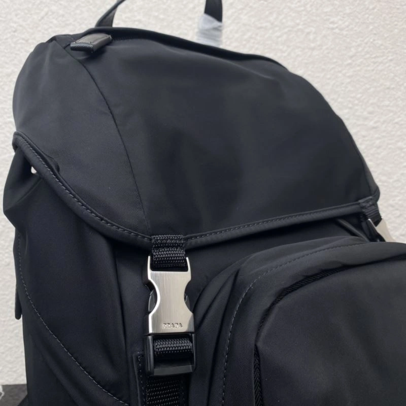 NewStyle Prada Backpacks 66571