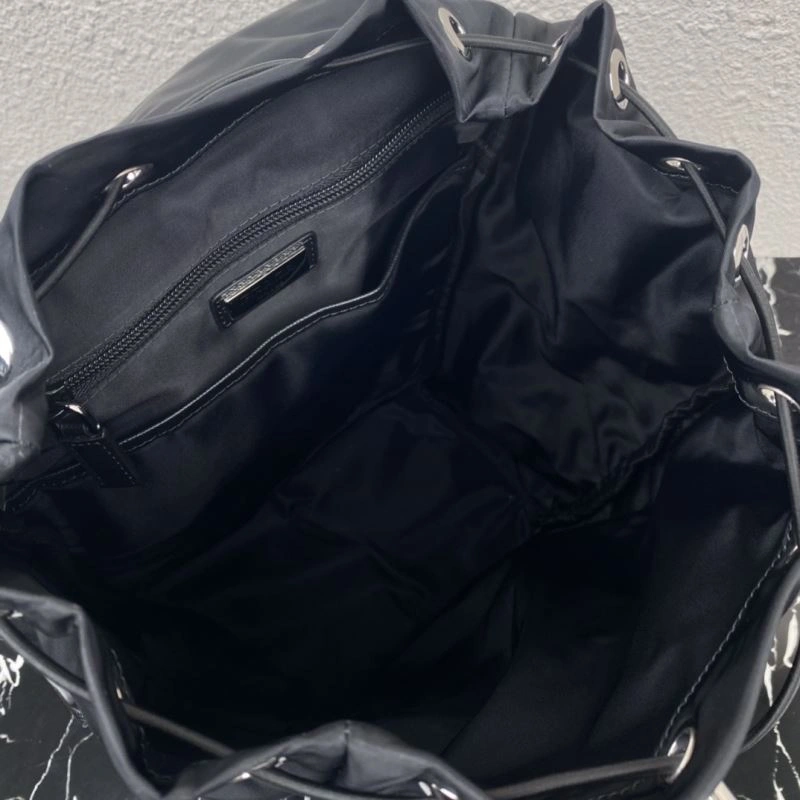 NewStyle Prada Backpacks 66571