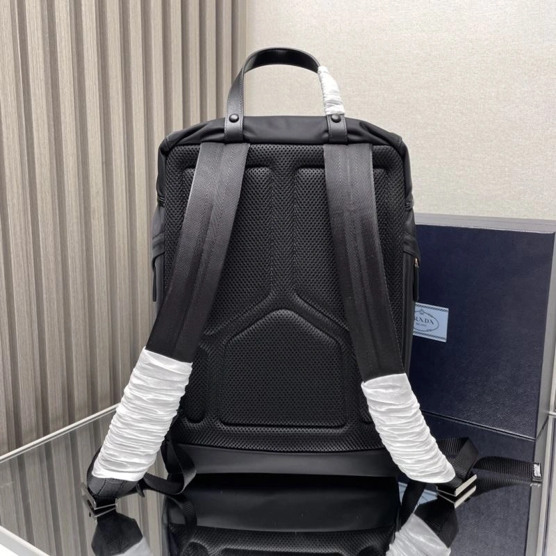 WellDesigned Prada Backpacks 66577