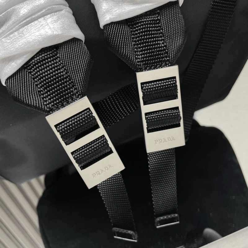WellDesigned Prada Backpacks 66577