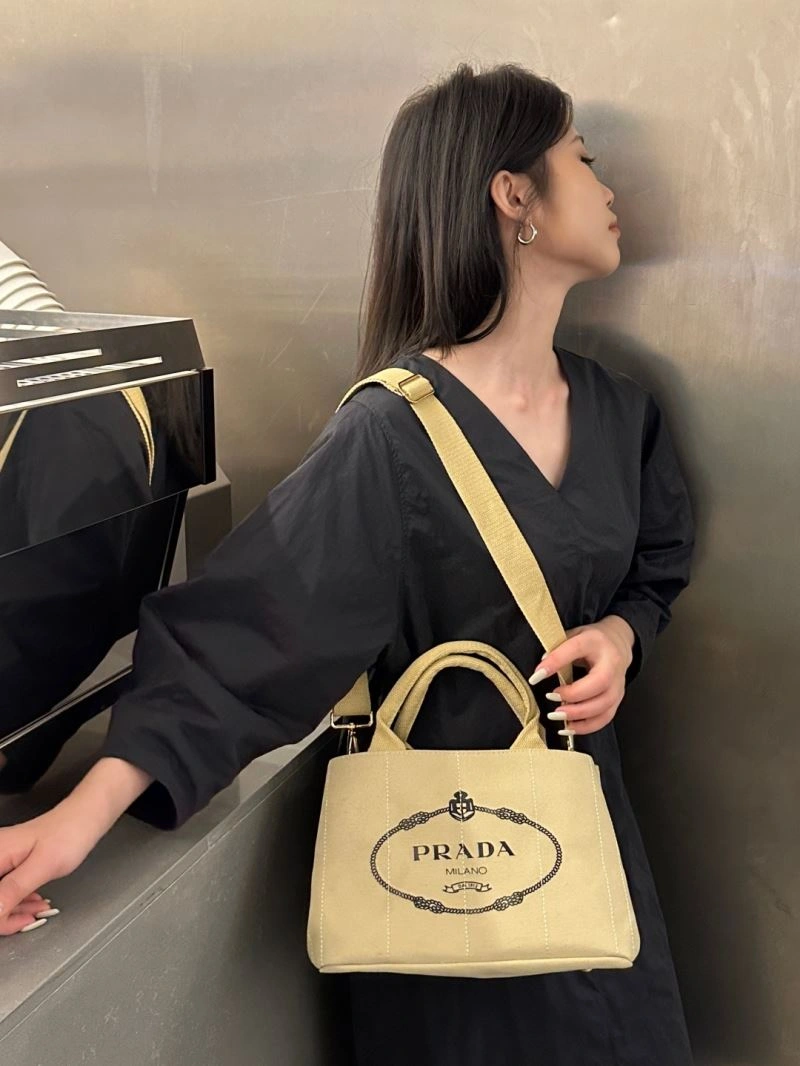 Prada Bags TimelessDesign 255652