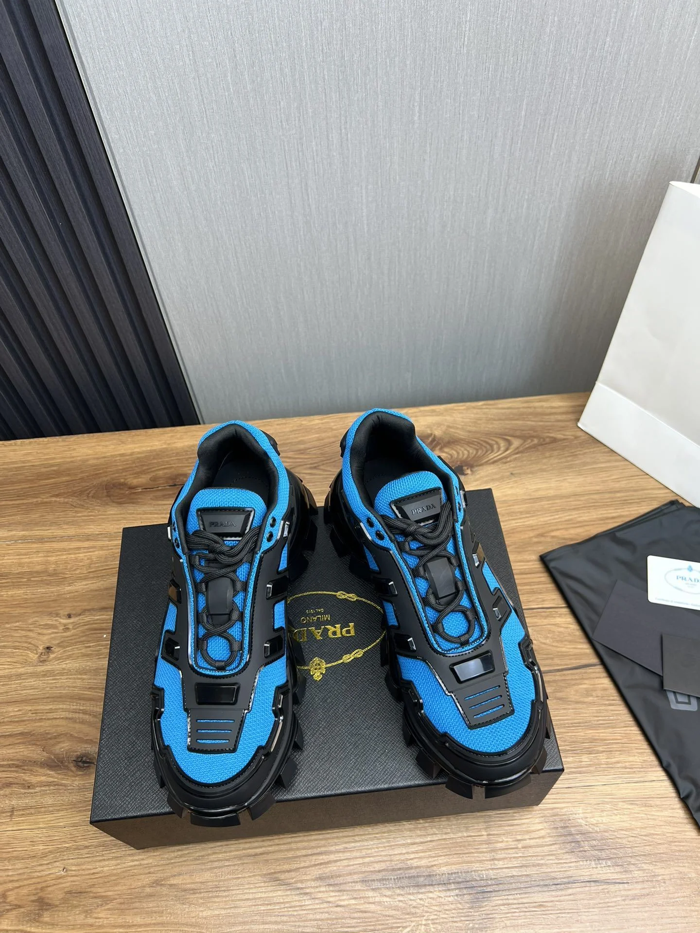 Prada Boots Sleek 34289