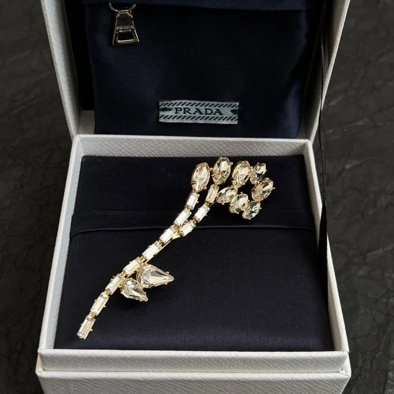 Elegant Prada Brooches 209674