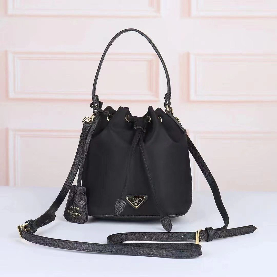 Reliable Prada Bucket Bags 90618