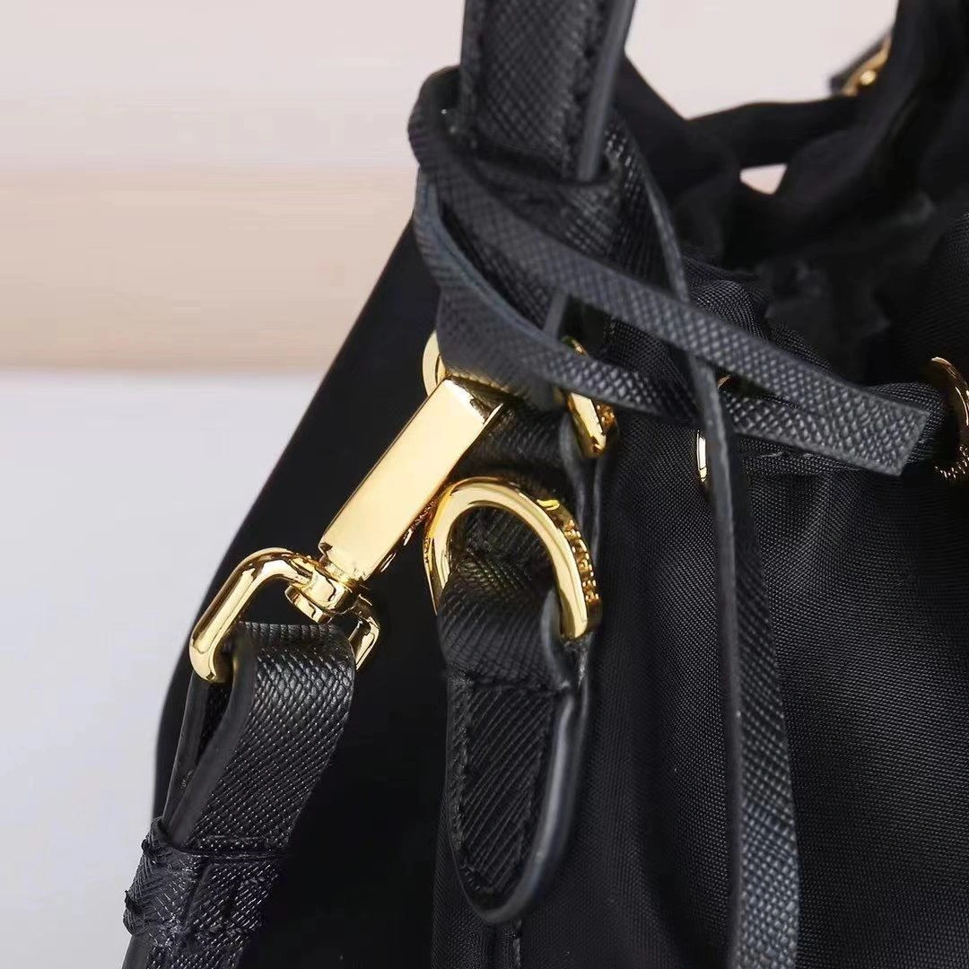 Reliable Prada Bucket Bags 90618