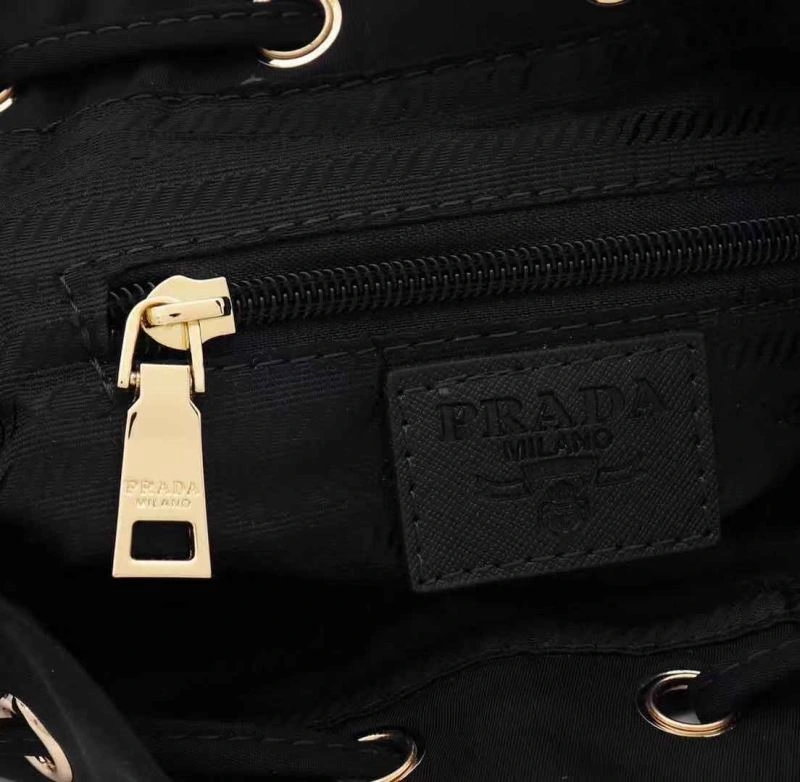 ZipUp Prada Bucket Bags 87312