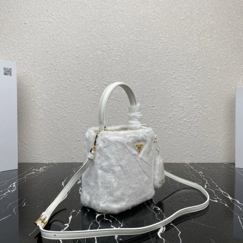 Snug Prada Bucket Bags 75196