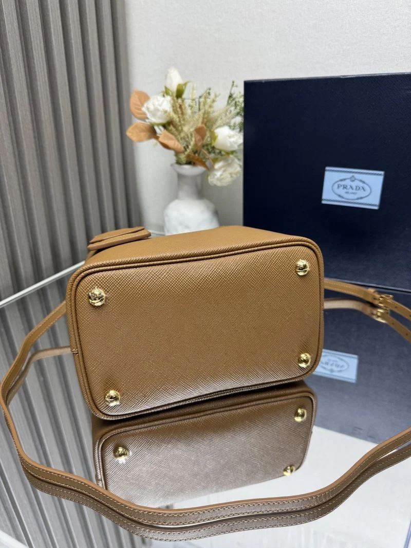 Prada Bucket Bags Neat 45211