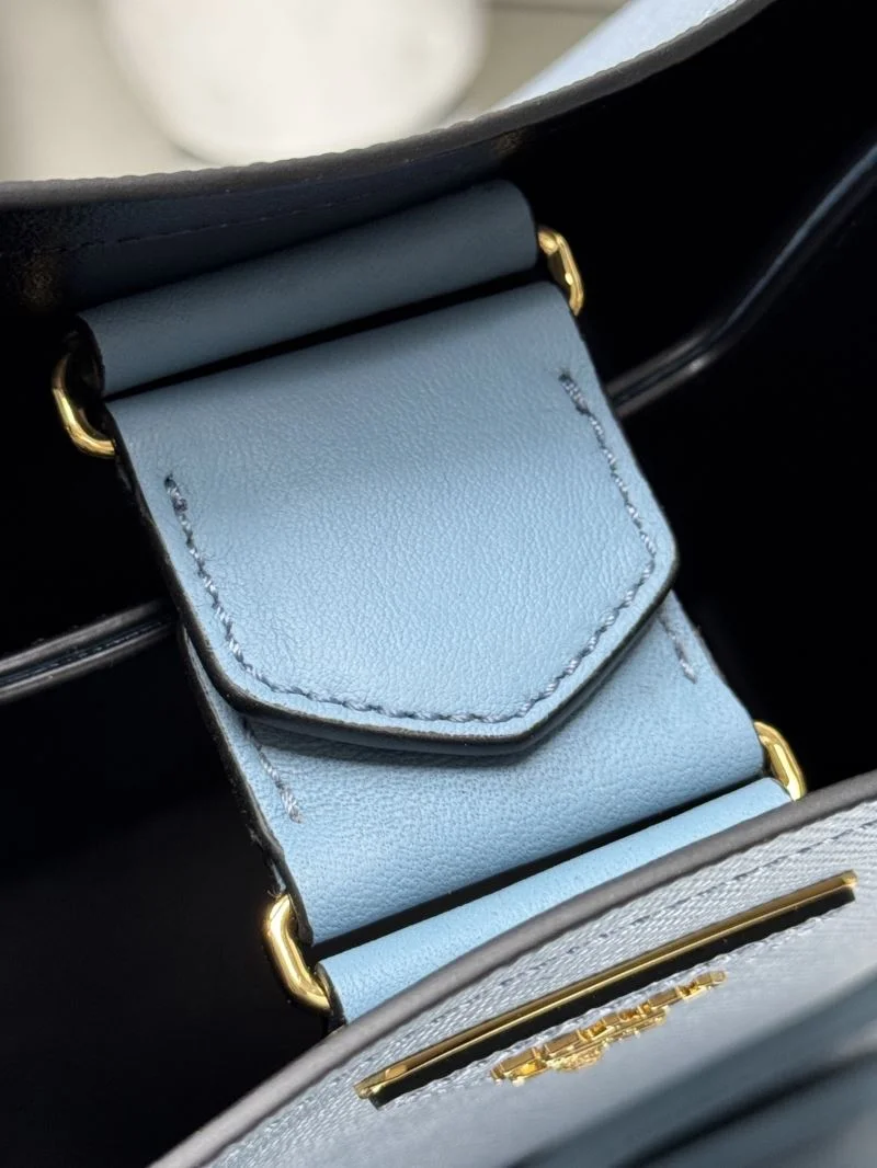 Timeless Prada Bucket Bags 45208