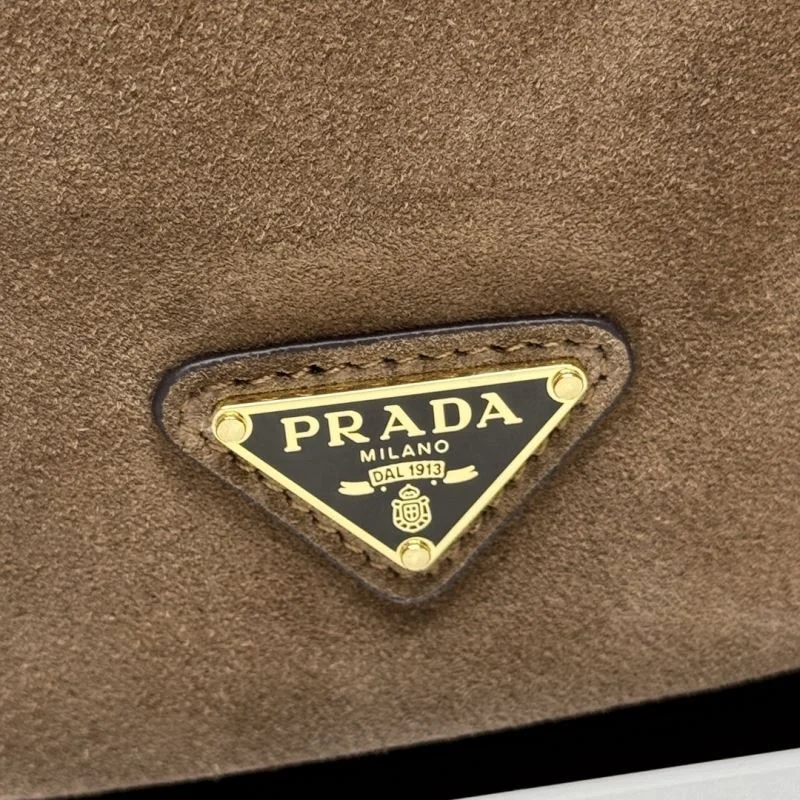 Prada Bucket Bags Tailored 45195