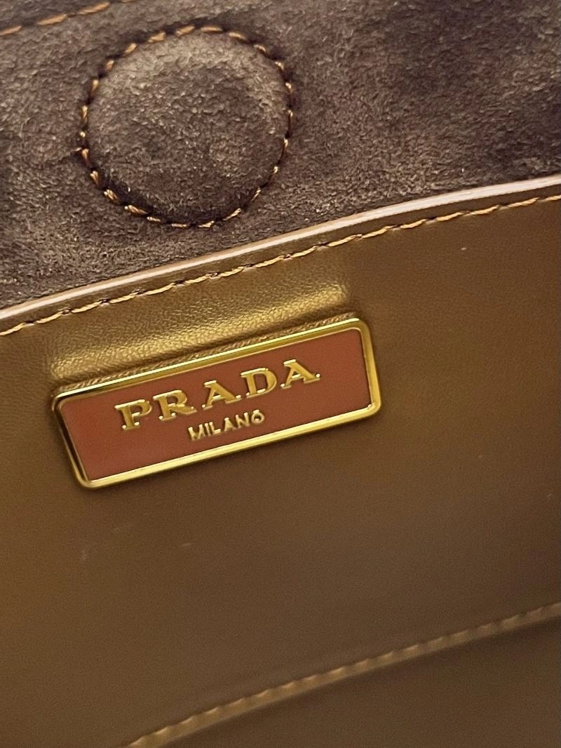 ComfortFit Prada Bucket Bags 83165