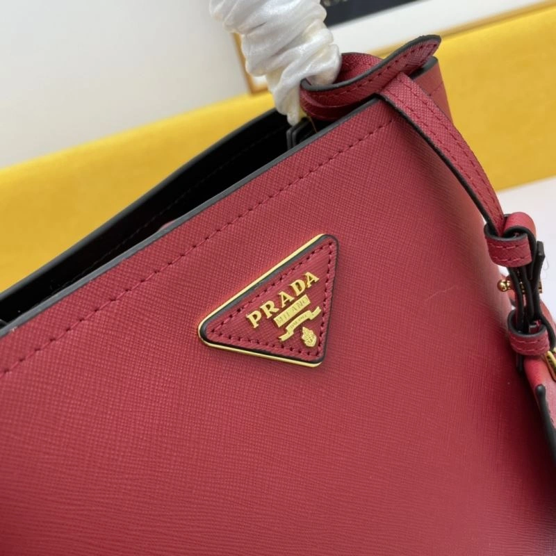 Minimalist Prada Bucket Bags 83106