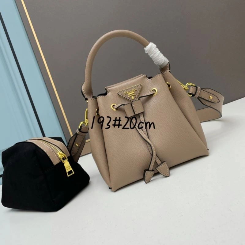 Prada Bucket Bags Attractive 83136