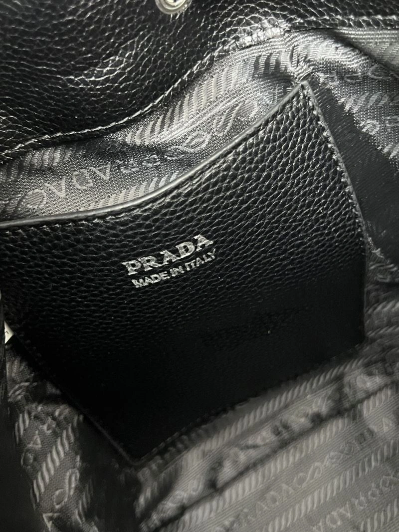 Prada Bucket Bags Comfortable 83104