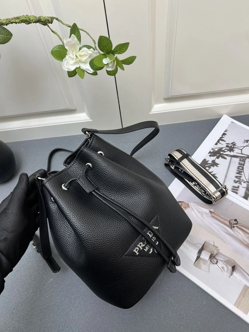 Prada Bucket Bags Comfortable 83104