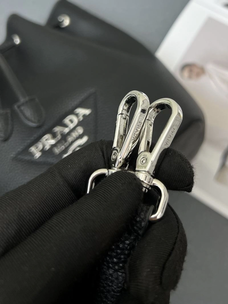 Prada Bucket Bags Comfortable 83104