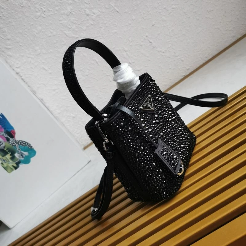 Resilient Prada Bucket Bags 74946