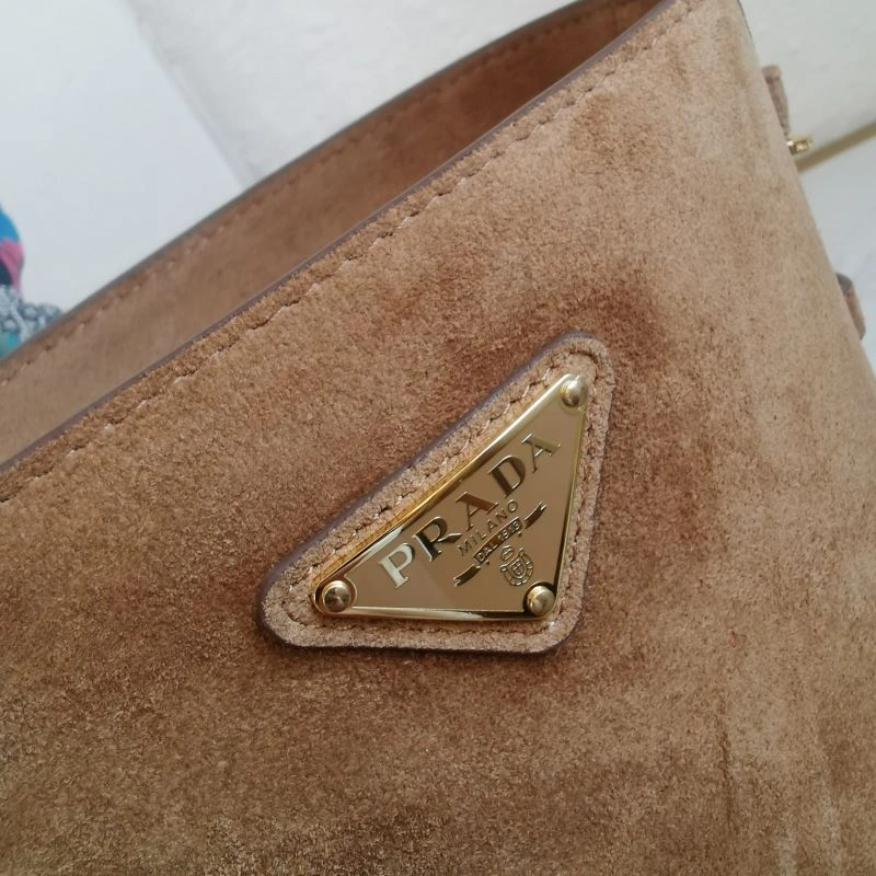 Prada Bucket Bags Neat 60726